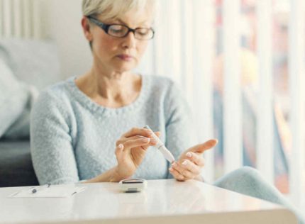 Mờ mắt do tiểu đường dùng Minh Nhãn Khang được không