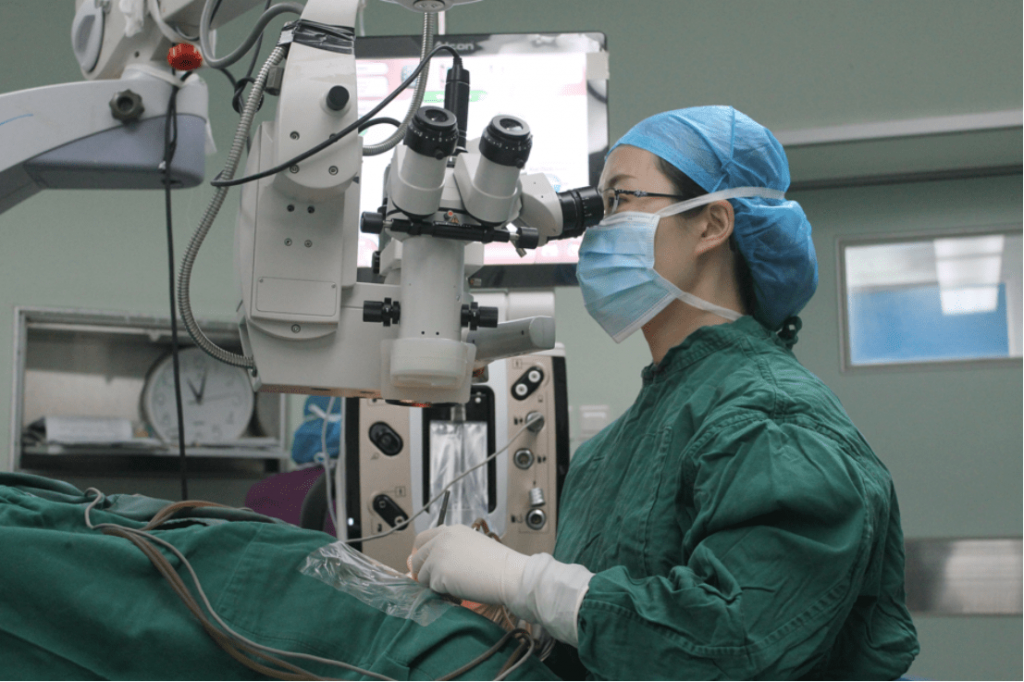 Thông tin quan trọng về thay thủy tinh thể nhân tạo